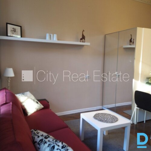 Izīrē dzīvokli Rīgā