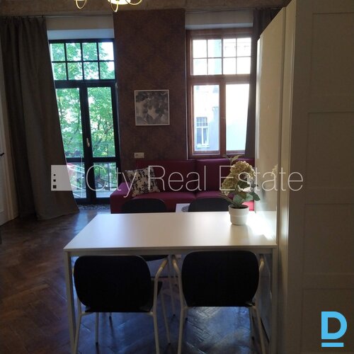 Izīrē dzīvokli Rīgā