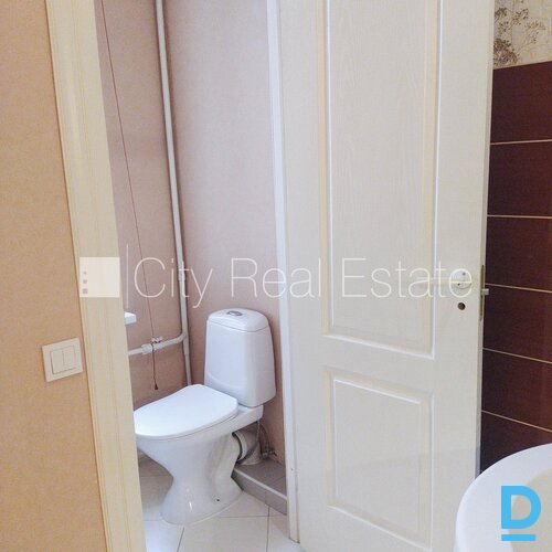 Izīrē dzīvokli Rīgā