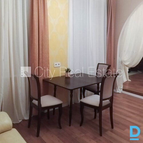 Izīrē dzīvokli Rīgā