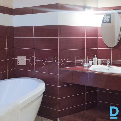 Izīrē dzīvokli Rīgā