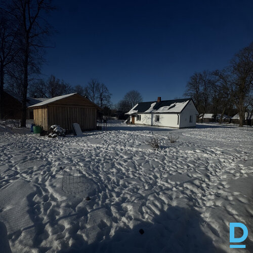 Pārdod māju nepilnu 3 km attālumā no Smiltenes