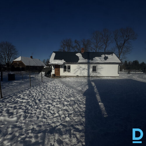 Pārdod māju nepilnu 3 km attālumā no Smiltenes