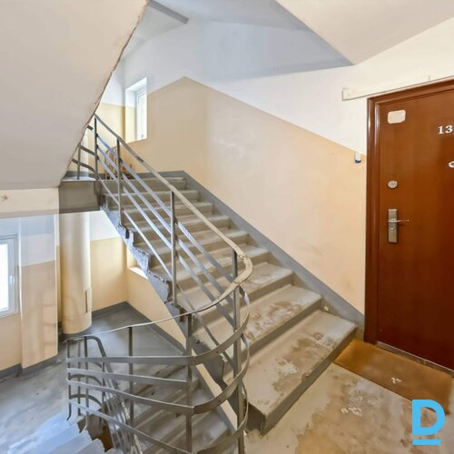 Saulains 3-istabu dzīvoklis renovētā ēkā Ķekavas centrā, 63m²