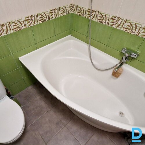 Plašs 3-istabu dzīvoklis Salaspilī ar 2 balkoniem un lielisku infrastruktūru, 120m²