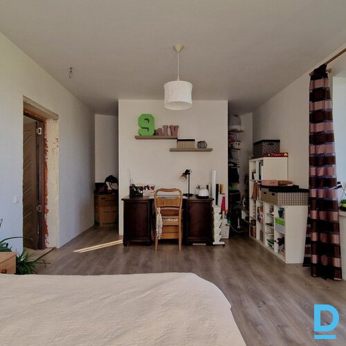 Plašs 3-istabu dzīvoklis Salaspilī ar 2 balkoniem un lielisku infrastruktūru, 120m²