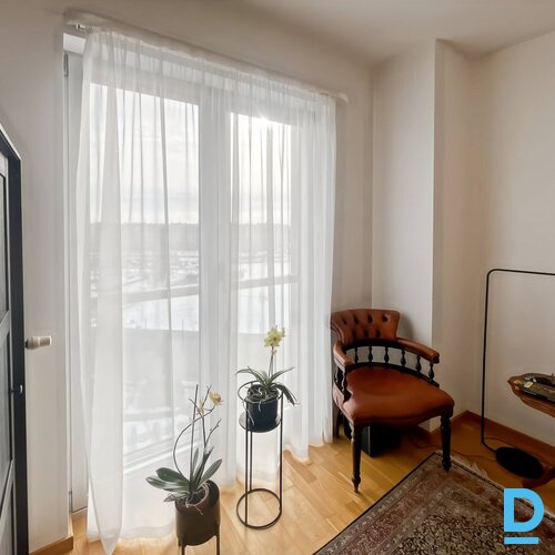 Mūsdienīgs un saulains 2-istabu dzīvoklis ar panorāmas skatu uz Rīgu, 62m²