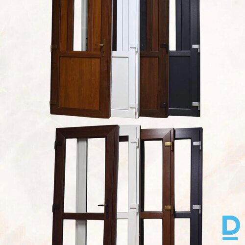 Pārdod PVC durvis