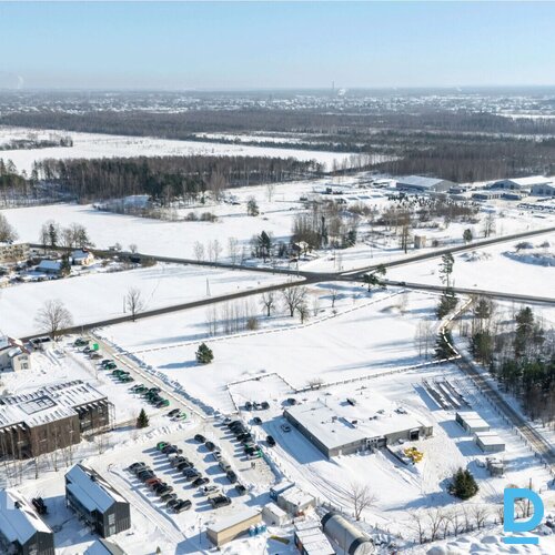 Pārdošanā līdzens 1.01 ha zemes gabals komercapbūvei Mārupē.Zeme atrodas Darījum