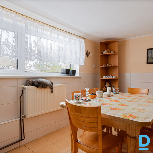 Pārdod māju Dambja iela 78