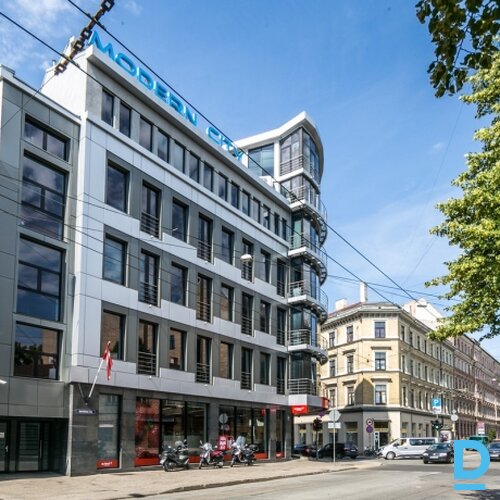 Mūsdienīgas biroja telpas modernā biznesa centrā