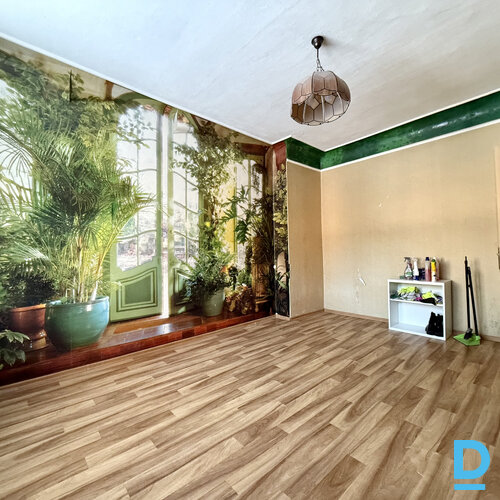 Pārdod dzīvokli Skrudalienas iela 3