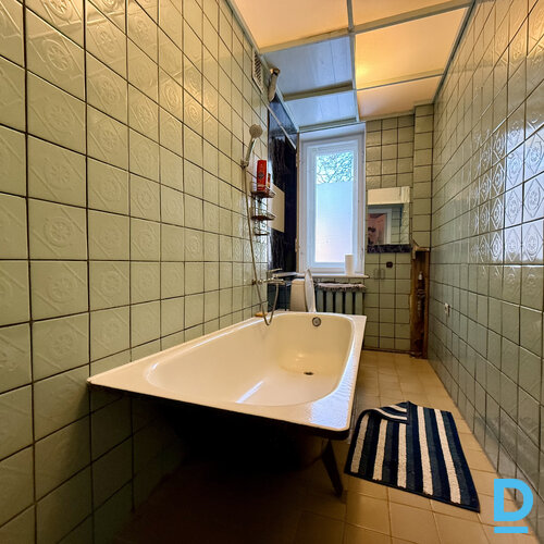 Pārdod dzīvokli Skrudalienas iela 3