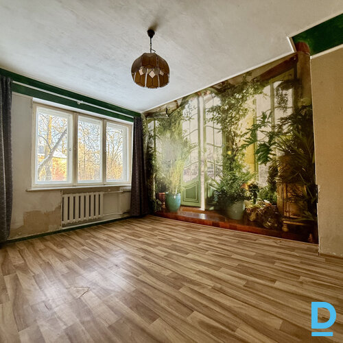 Pārdod dzīvokli Skrudalienas iela 3