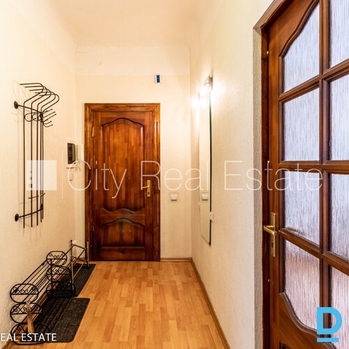 Izīrē dzīvokli Rīgā