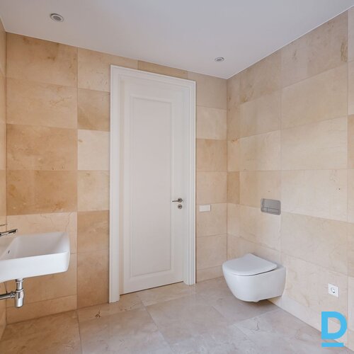 Pārdod dzīvokli Jūrmala