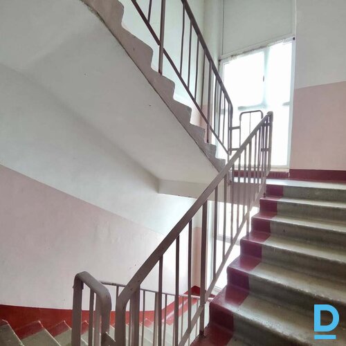 Pārdod dzīvokli Lemešu 17, 54m², 3 ist.