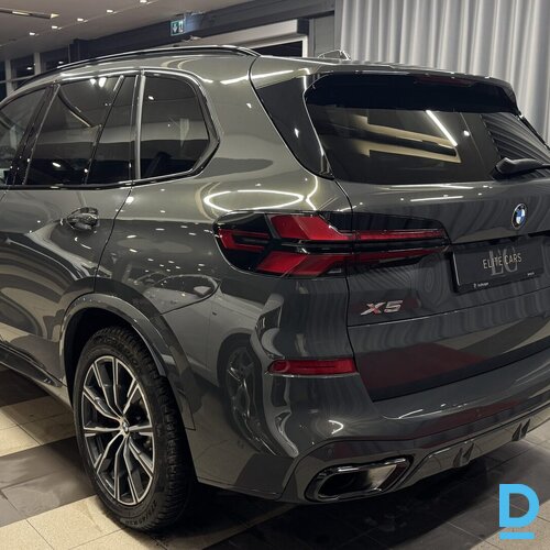 Pārdod BMW X5 3.0d M-pack, 2025
