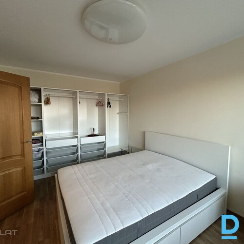 Izīrē dzīvokli Salacas iela 19