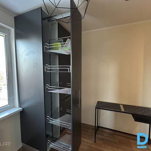 Izīrē dzīvokli Salacas iela 19