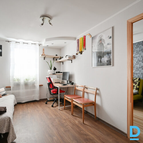 Pārdod dzīvokli Lienes iela 18