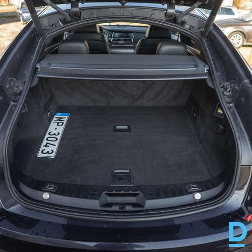 BMW 530 Gran Turismo 2012. gada