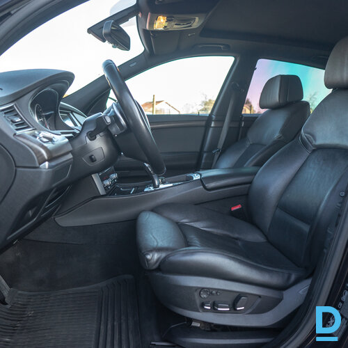 BMW 530 Gran Turismo 2012. gada