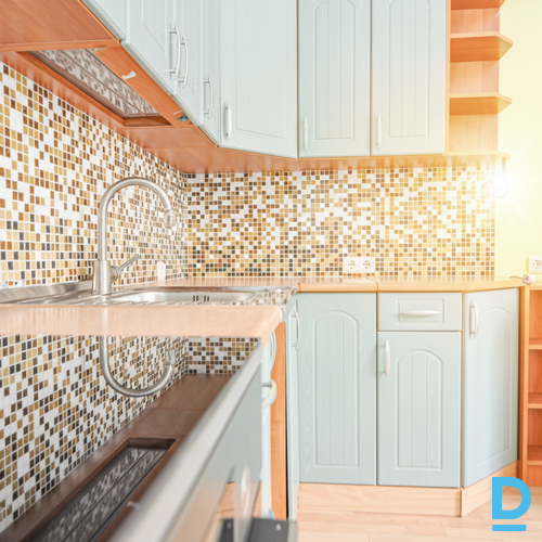 Izīrē māju Strautu iela 13 Izīrē māju Strautu iela 13