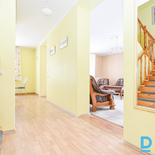 Izīrē māju Strautu iela 13 Izīrē māju Strautu iela 13