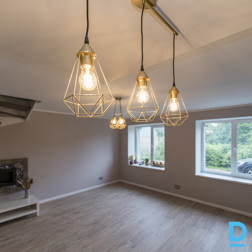 Pārdod māju Ķiršu iela 6