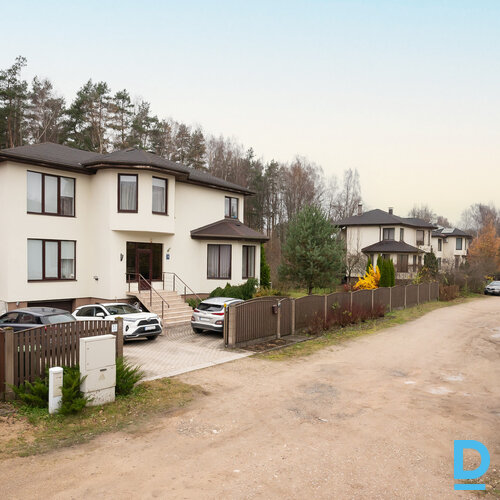 Pārdod māju Līdaciņu iela 3