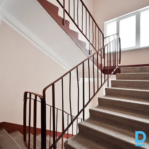 Pārdod dzīvokli Daugavmalas iela 30