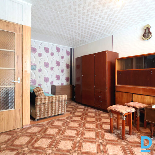 Pārdod dzīvokli Sakņu iela 16