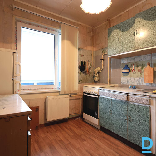 Pārdod dzīvokli Sakņu iela 16