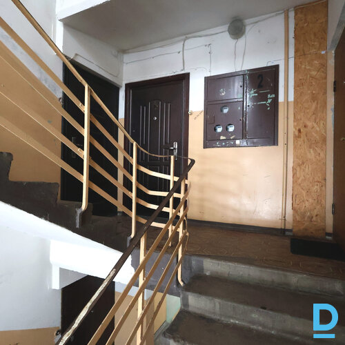 Pārdod dzīvokli Sakņu iela 16