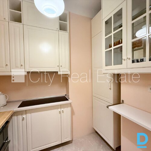 Izīrē dzīvokli Rīgā