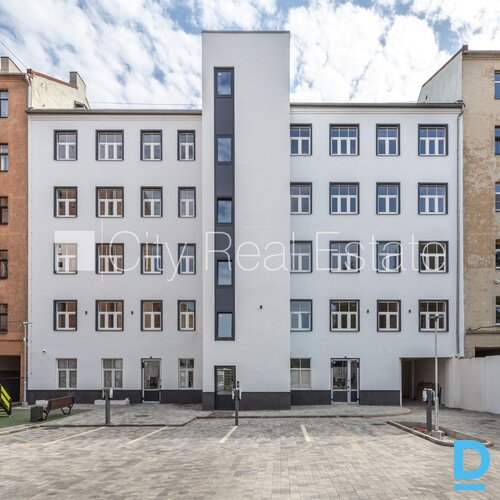 Izīrē dzīvokli Rīgā