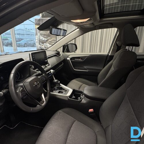 Pārdod Toyota Rav4 2.5 Hybrid, 2021 Pārdod Toyota Rav4 2.5 Hybrid, 2021