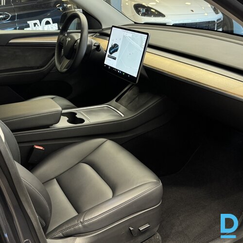 Pārdod Tesla Model Y Long Range Dual Motor, Awd, 2021 Pārdod Tesla Model Y Long Range Dual Motor, Awd, 2021