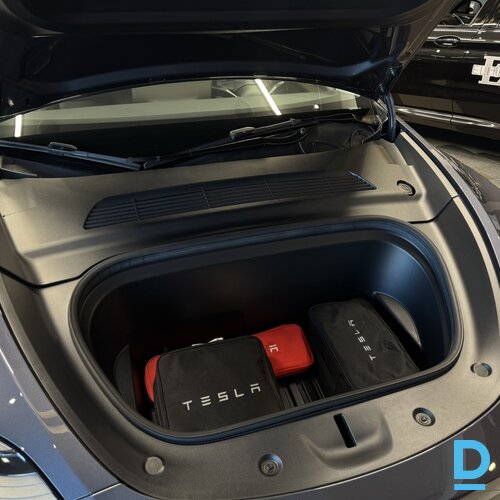 Pārdod Tesla Model Y Long Range Dual Motor, Awd, 2021 Pārdod Tesla Model Y Long Range Dual Motor, Awd, 2021