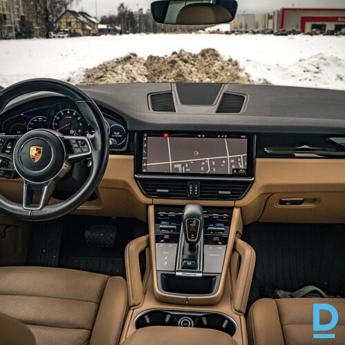 Pārdod Porsche Cayenne 3.0i, 2018