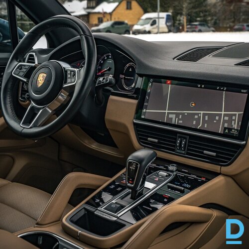 Pārdod Porsche Cayenne 3.0i, 2018