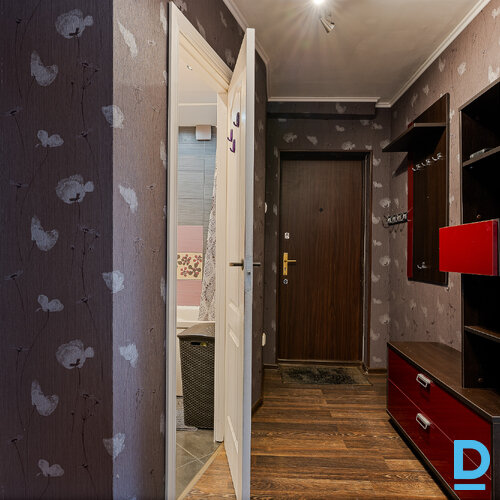 Pārdod dzīvokli Katoļu iela 17