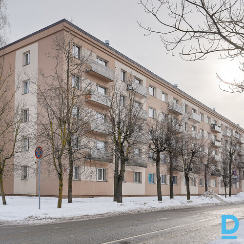 Pārdod dzīvokli Katoļu iela 17