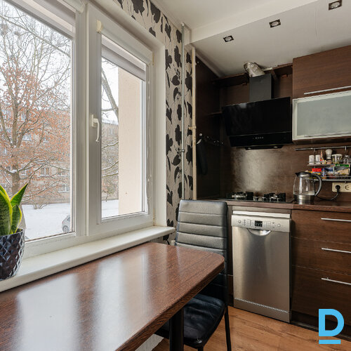 Pārdod dzīvokli Katoļu iela 17