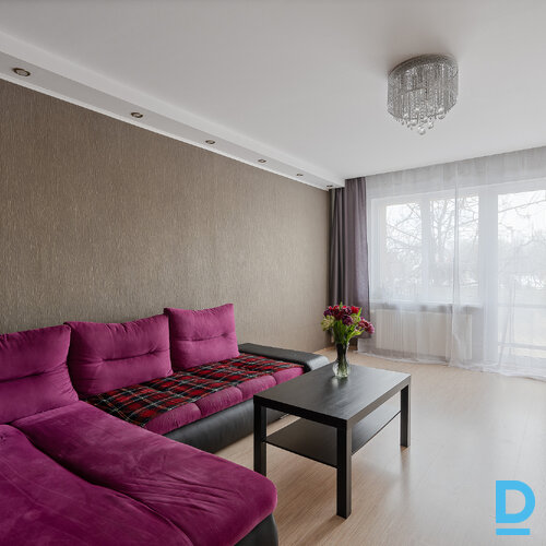 Pārdod dzīvokli Katoļu iela 17