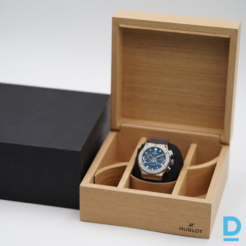 Pārdod Hublot Classic Fusion 45 Titanium Pārdod Hublot Classic Fusion 45 Titanium