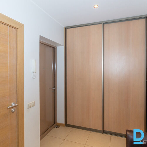 2 istabu dzīvoklis, Usmas iela 19, Dzirciems, Rīga, Latvija. 2 istabu dzīvoklis, Usmas iela 19, Dzirciems, Rīga, Latvija.