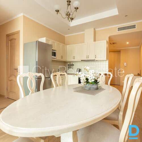 Pārdod dzīvokli Jūrmalā