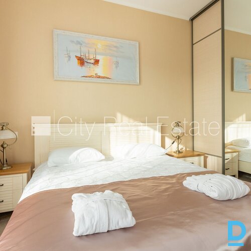 Pārdod dzīvokli Jūrmalā